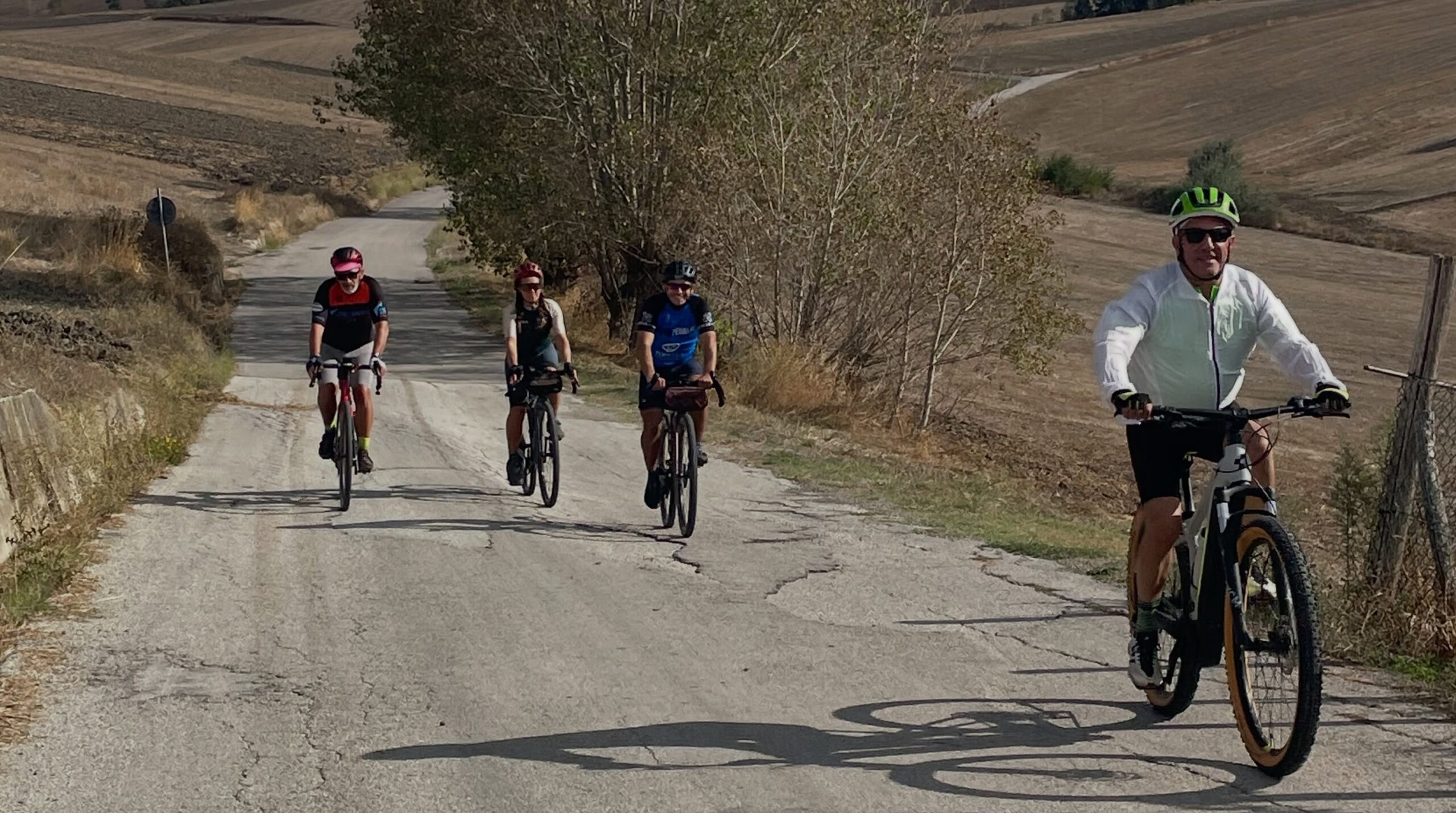 Due giorni in Irpinia: Napoli Pedala alla scoperta del territorio irpino, a confine fra Campania e Puglia.